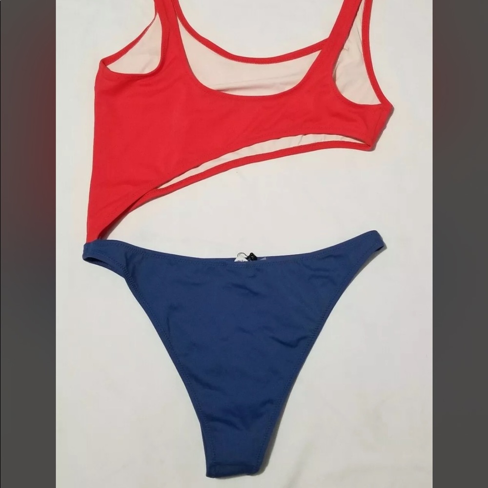 Solid & Striped one piece - Picture 5 of 5